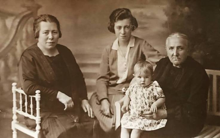 Deschepper-Roose family